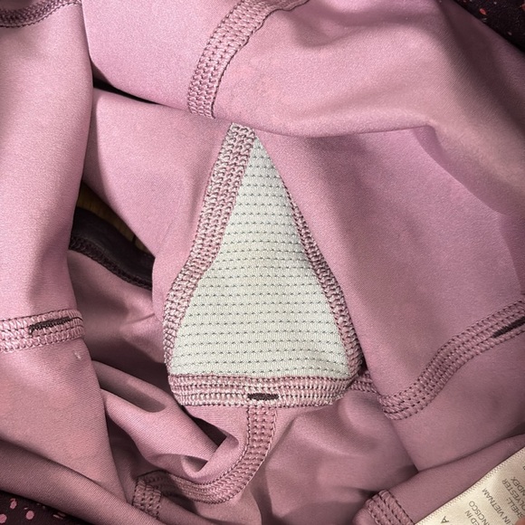 Athleta Hit It 2-In-1 Short Athletic Activewear running XS‎ Warm Splatter Purple - Picture 6 of 8